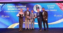 YILIN İŞ ADAMI ÖDÜLÜ: SEKTÖRLER ARASI DİJİTAL DÖNÜŞÜMÜN LİDERİ DAVUT TÜRKOĞLU