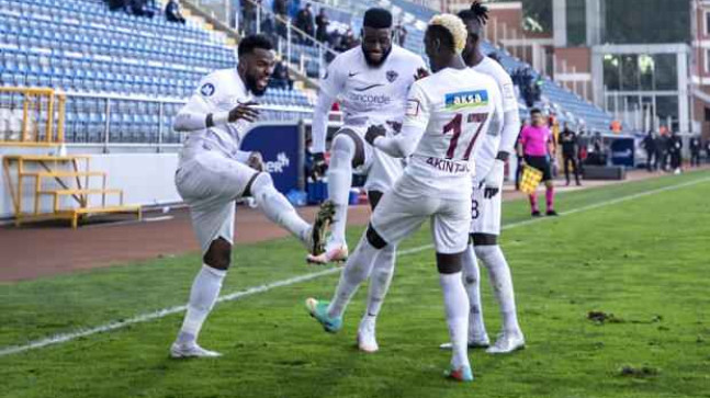 Hatayspor deplasmanda farka koştu!