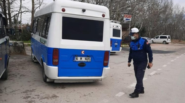 Bursa’da minibüsten 28 kişi çıktı