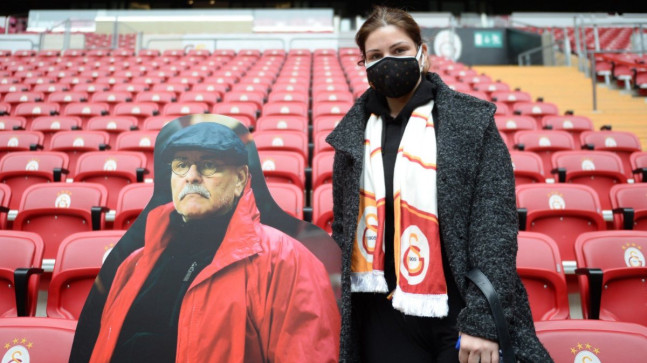 Galatasaray, Rasim Öztekin’i unutmadı