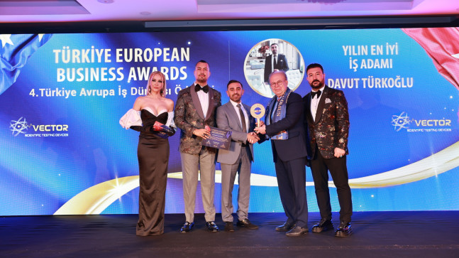 YILIN İŞ ADAMI ÖDÜLÜ: SEKTÖRLER ARASI DİJİTAL DÖNÜŞÜMÜN LİDERİ DAVUT TÜRKOĞLU