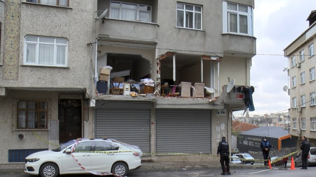 Gaziosmanpaşa’da patlama olan bina incelendi