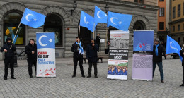 İsveç’te Uygur Türkleri protesto gösterisi gerçekleştirdi