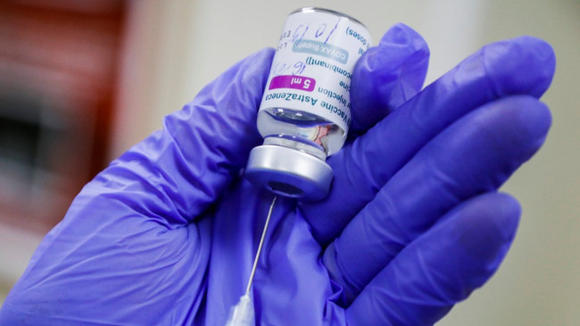 Yunanistan, AstraZeneca aşısının kullanımına devam edecek