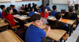 Pazartesi okullar saat kaçta başlayacak? MEB duyurdu